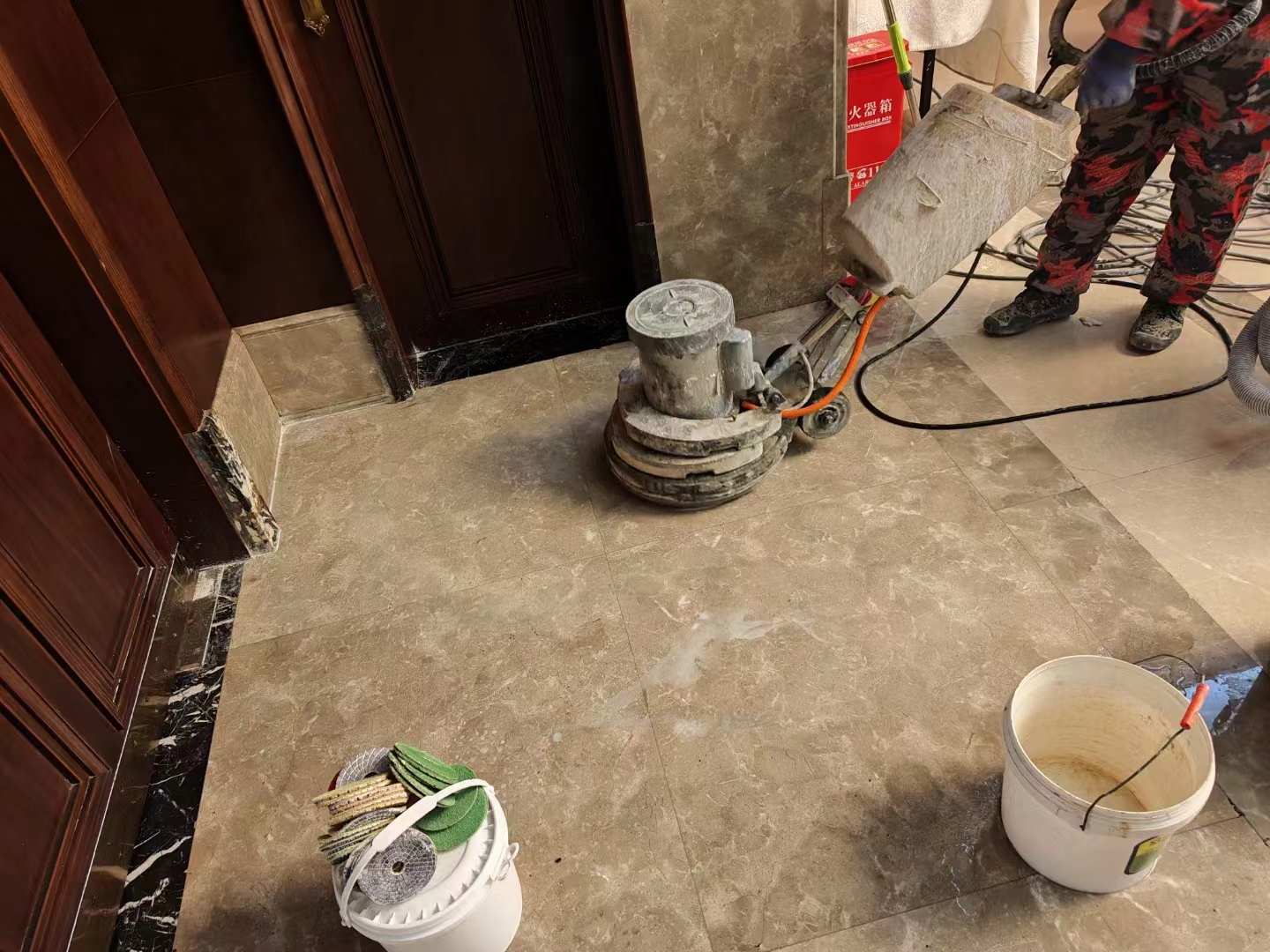 青岛瓷砖维修(青岛瓷砖市场在哪里) 青岛瓷砖维修(青岛瓷砖市场在哪里)